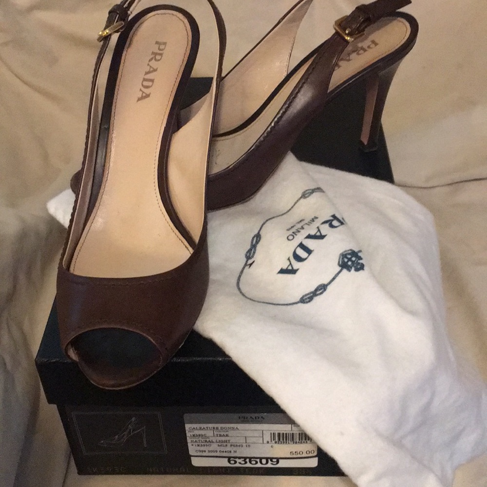 Peep toe classic “Calzature Donna” Prada shoes